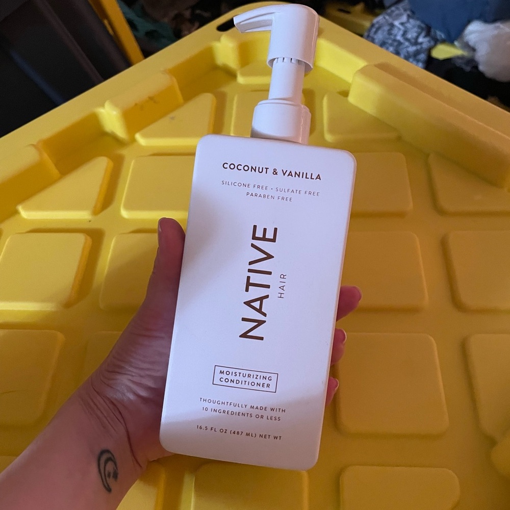 Barely used Native Hair Coconut & Vanilla Conditioner